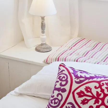 Apartament The Downtown Terrace - Fabulous Views, Sun Deck, Penthouse, 5th-floor No Lift